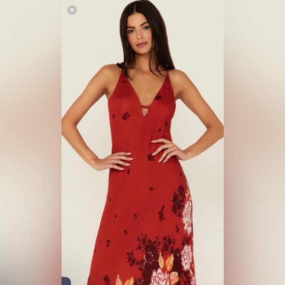 Free People Get To You Printed Maxi Floral Slip Dress Scarlet Combo - Small NWT - Picture 3 of 16